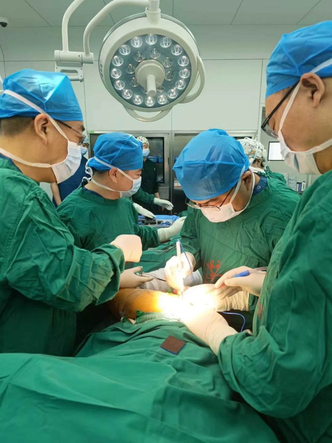 pp电子试玩平台新人权益开诊一周年系